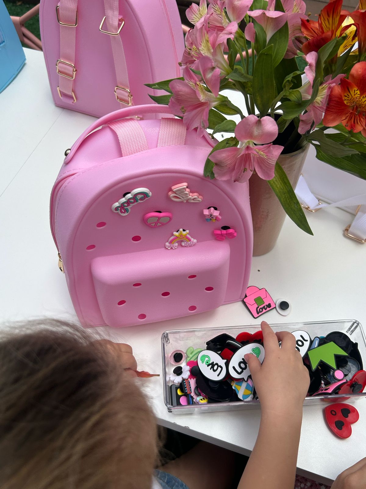 KIT MOCHILA CROCS